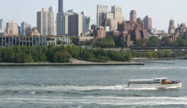 Man's body found in water off Brooklyn Bridge Park: cops