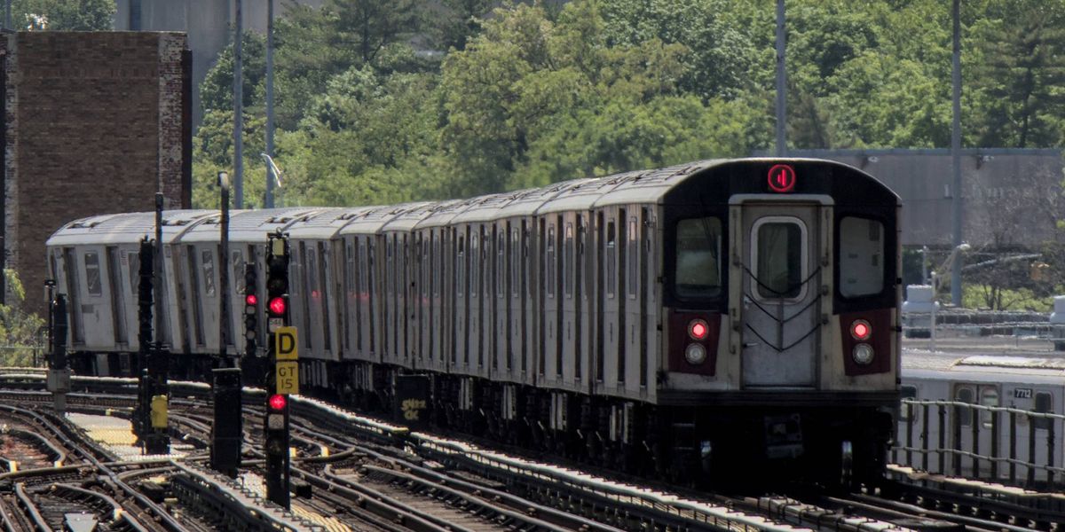 Man shoved onto Bronx subway tracks, pulled to safety before train arrives
