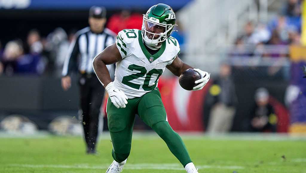 Breece Hall, New York Jets agree to 3-year contract extension