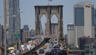 On This Day, May 24: Brooklyn Bridge opens to public
