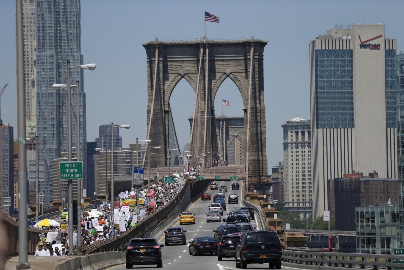 On This Day, May 24: Brooklyn Bridge opens to public