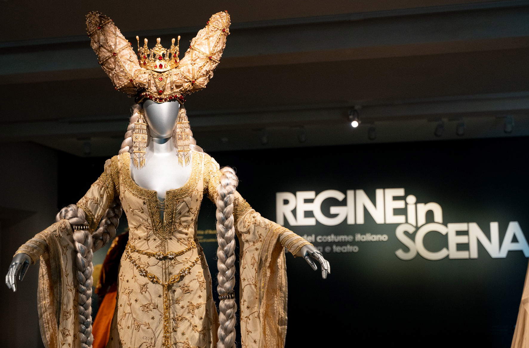 Setting up the exhibition Queens on Stage. The art of Italian costume design between cinema and theater. Photo: Margherita Borsano
