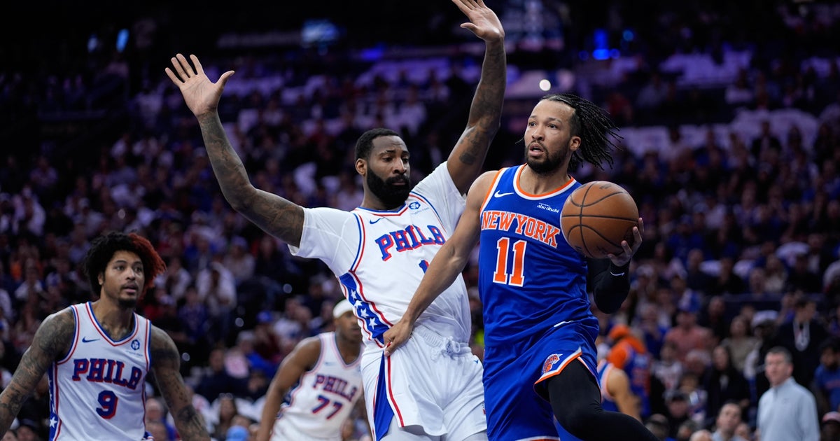 Brunson scores 33 points as New York Knicks take 3-0 lead over Philadelphia 76ers in Game 3
