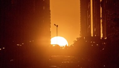 What to know about Manhattanhenge, NYC's sunset spectacle :: WRAL.com