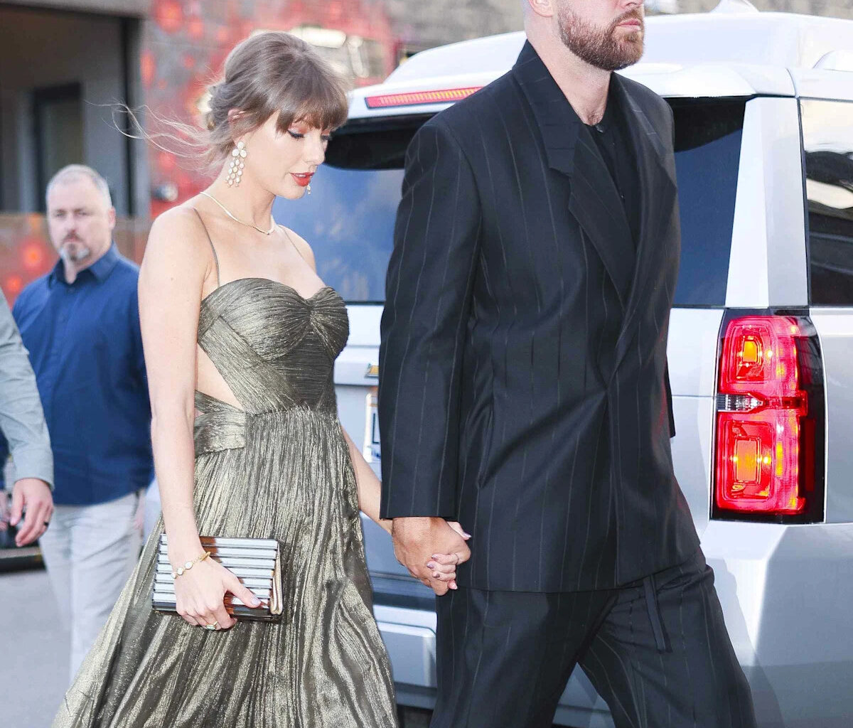 Travis Kelce Makes Subtle Romantic Gesture Towards Taylor Swift During NYC Date Night That Almost Flew Under the Radar