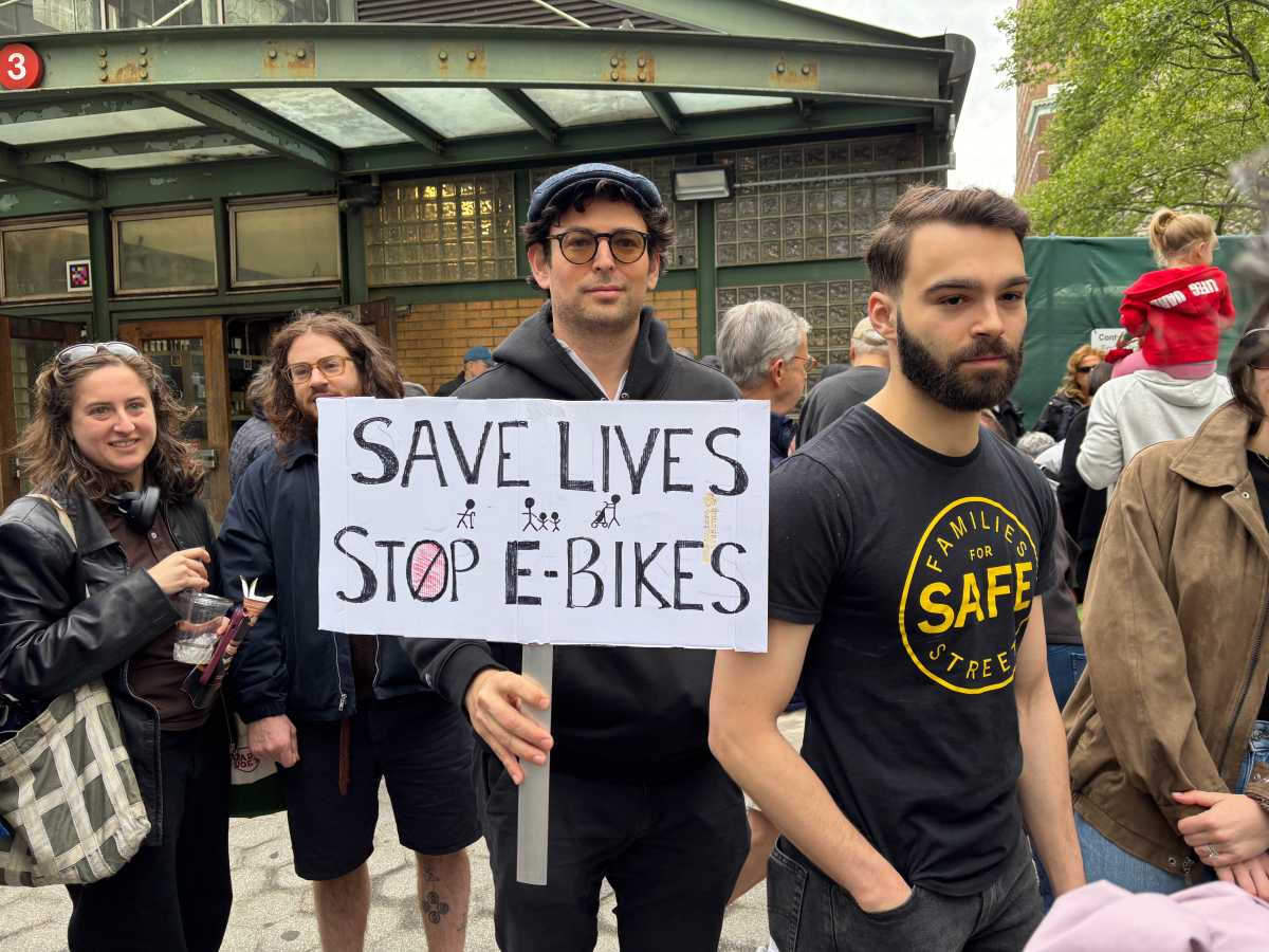 Upper West Side residents rally to put bike lanes on pause
