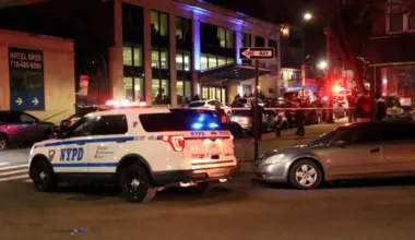 Bronx man gets 75 years to life in prison for Umbrella Hotel shooting in Kew Gardens that killed one, injured two others: DA – QNS