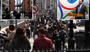 Top NYC selfie spot battered by tourists braces for World Cup