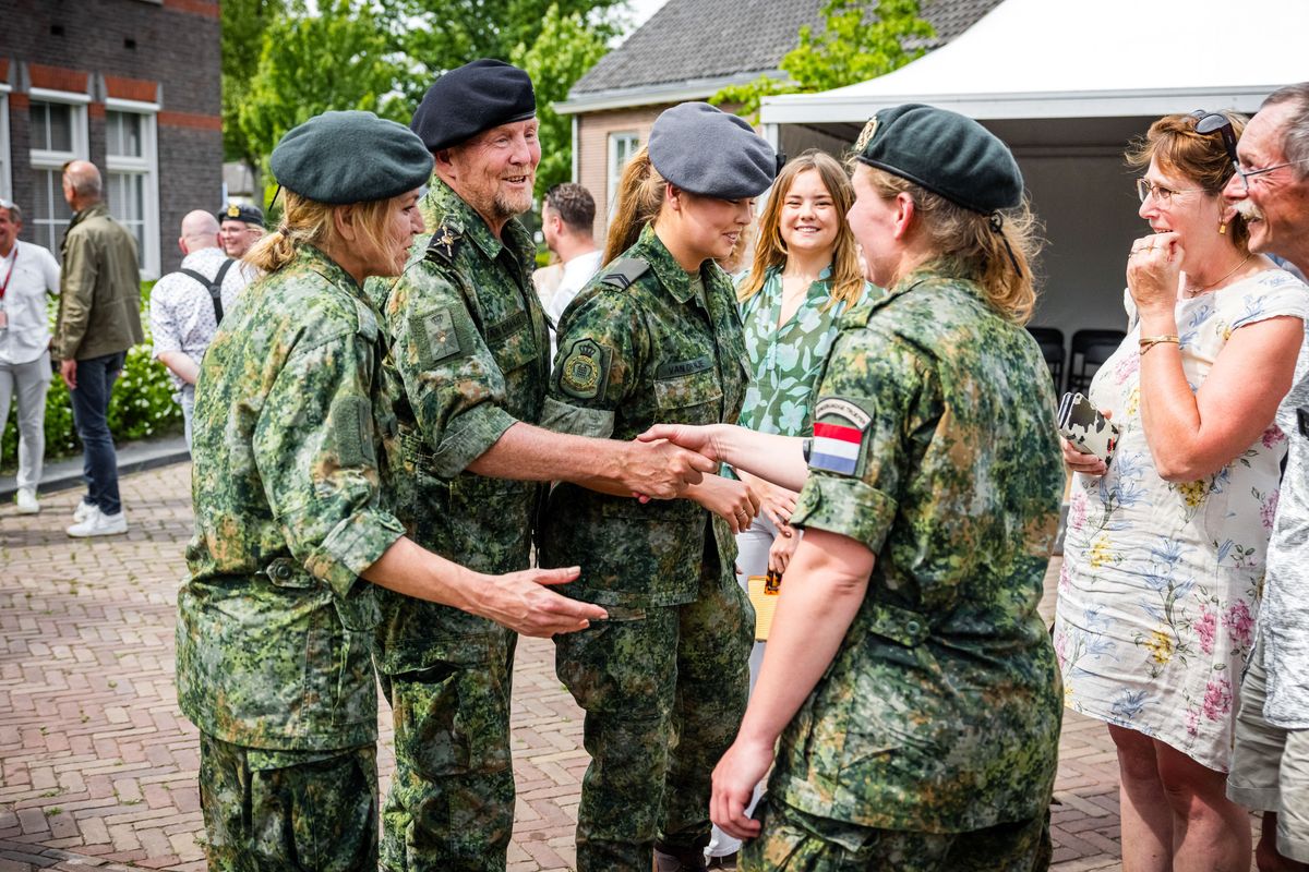 The Dutch royal family gathers to celebrate Queen Máxima's military milestone at the Royal Military Academy.