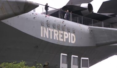 Intrepid Museum in NYC hosts emotional Memorial Day tribute