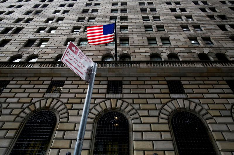 New York Fed finds ongoing student loan woes in first quarter