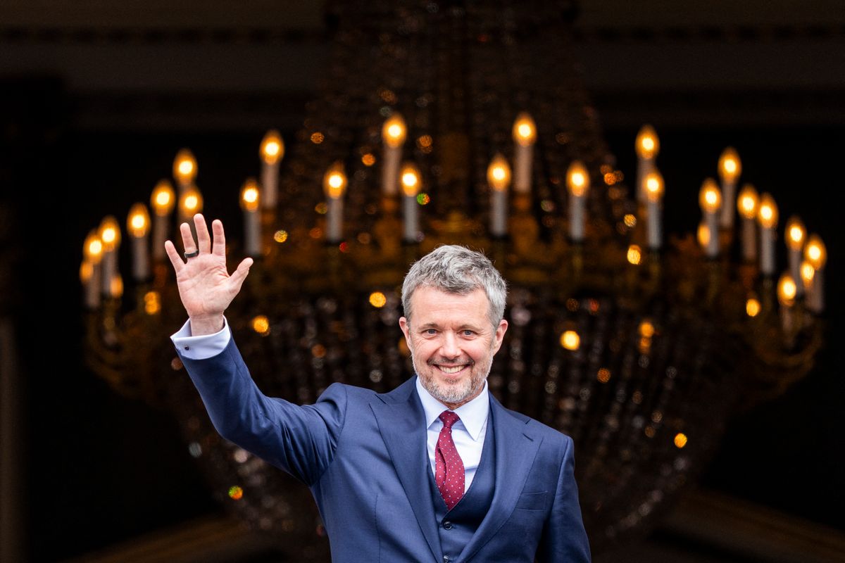 It will be on 26 May when the Royal Family appears at midday from the balcony of Frederik VIII’s Palace, one of the four main residences within the Amalienborg complex in Copenhagen. 