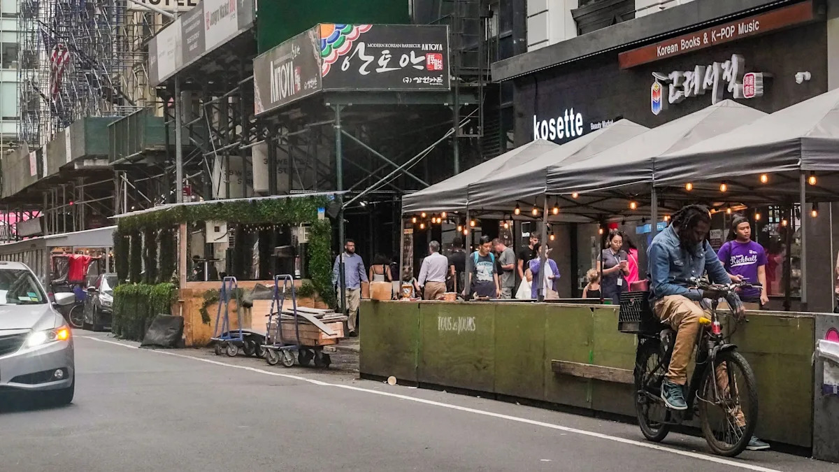 Comptroller opens investigation into New York City's outdoor dining program