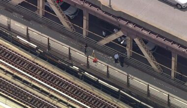 2 killed when scooter, bicycle crash in Queensboro Bridge bike lane