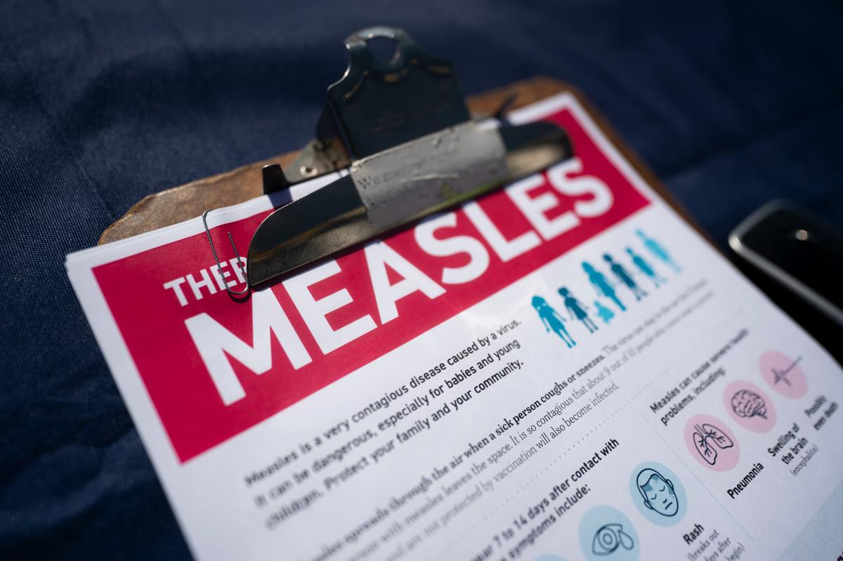 Health officials issue warning after 2nd case of measles on Long Island -- with possible restaurant exposure