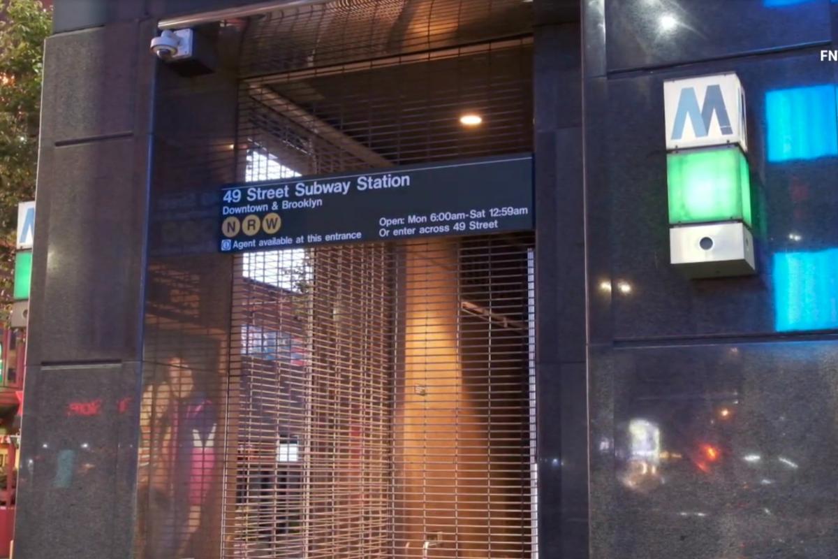 Stranger with face tattoo slashes straphanger during clash in NYC subway station: cops, sources