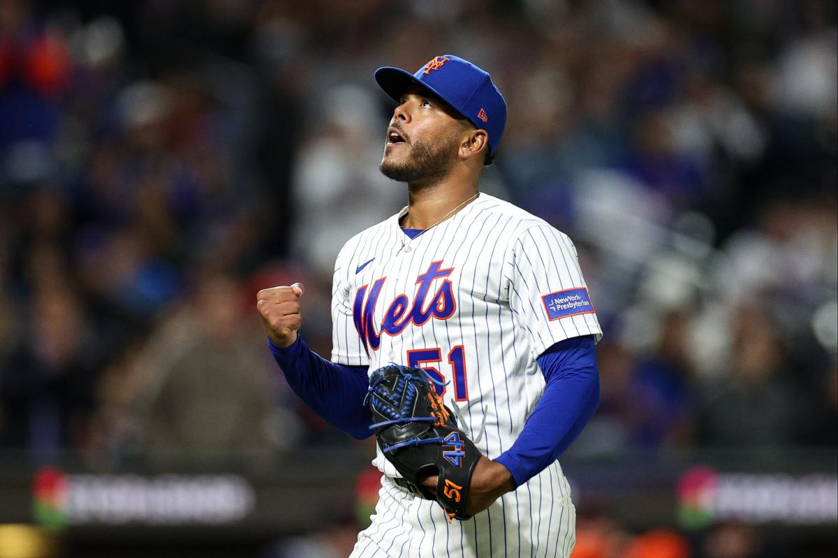 Freddy Peralta set to make first Subway Series start with Mets