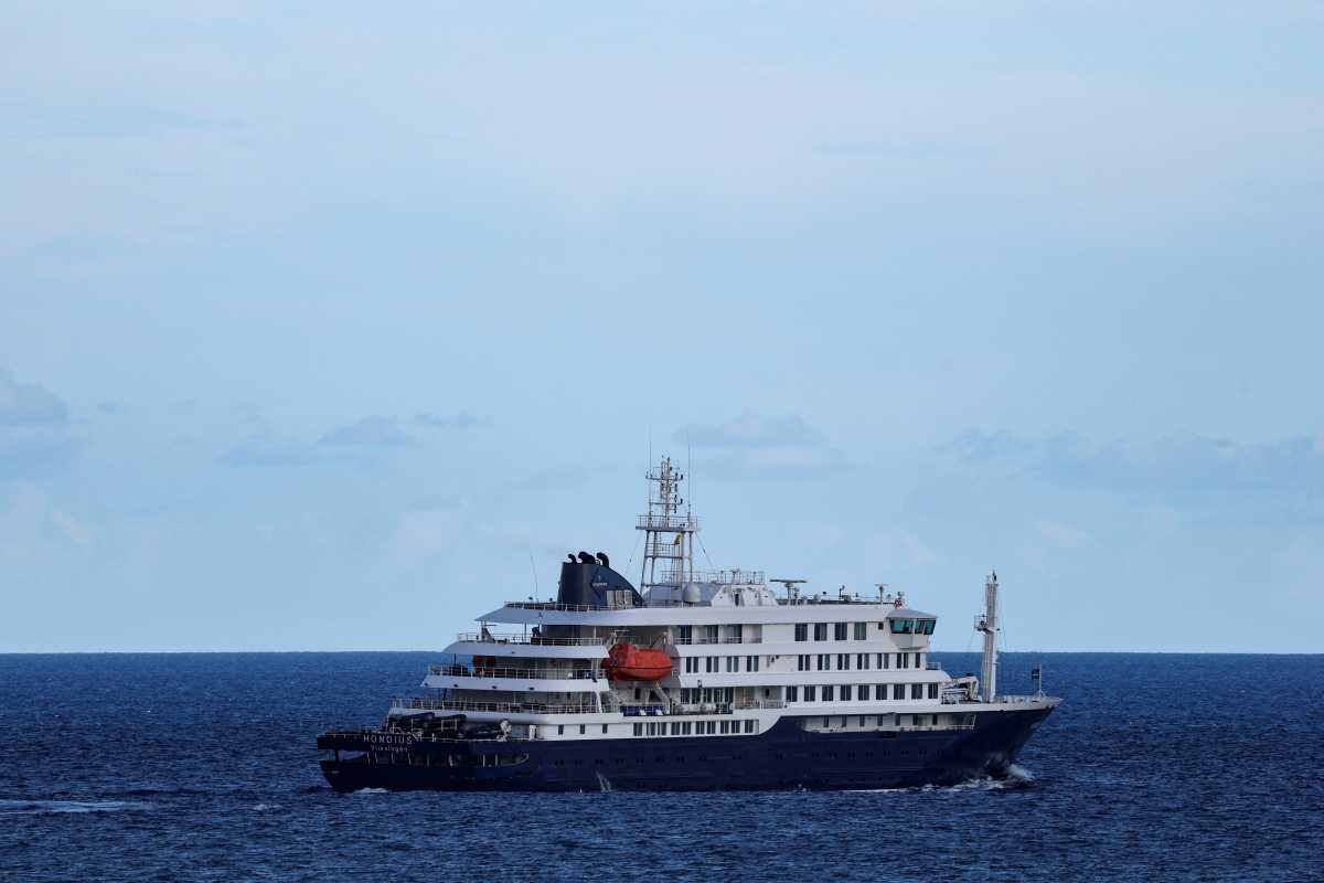3 New York residents among those aboard hantavirus-hit cruise ship
