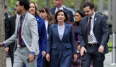 Editorial: NY Gov. Hochul signals she’ll OK federal school choice scholarships. That would give Pritzker cover to do the same.