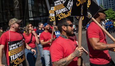New York rail strike continues as commuters brace for Monday chaos