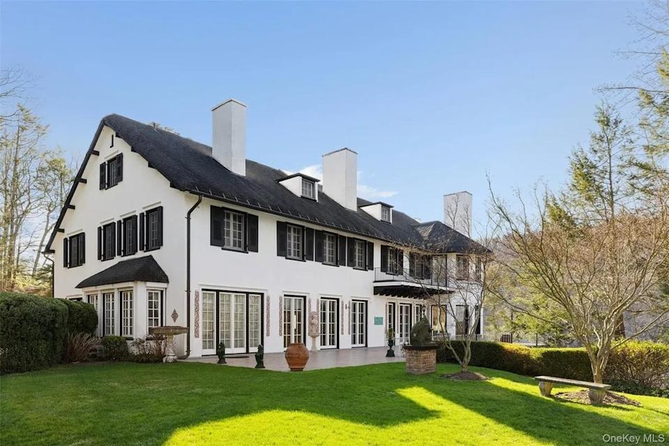Tuxedo Park manor