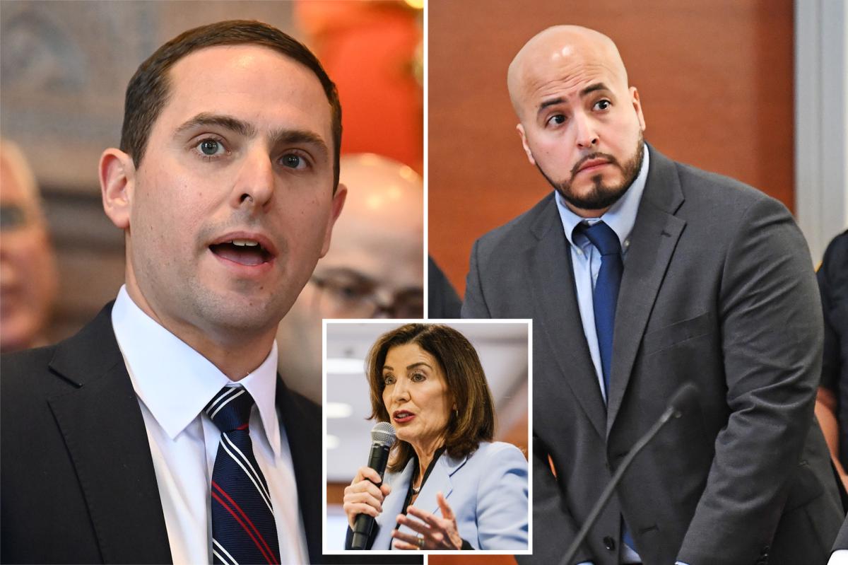 Hochul urged to pardon convicted 'cooler cop' Erik Duran by dozens of outraged NY pols: 'Blatant miscarriage of justice'