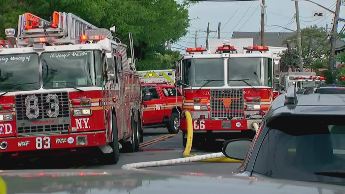 Fire and explosion at Staten Island shipyard leaves at least 16 injured