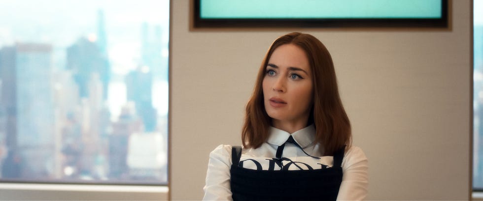 center emily blunt as emily charlton in 20th century studios' the devil wears prada 2 photo courtesy of 20th century studios © 2026 20th century studios all rights reserved