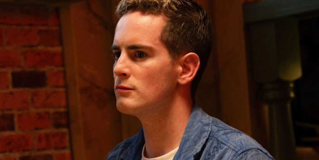 Elijah Young plays Stewart in Smoggie Queens