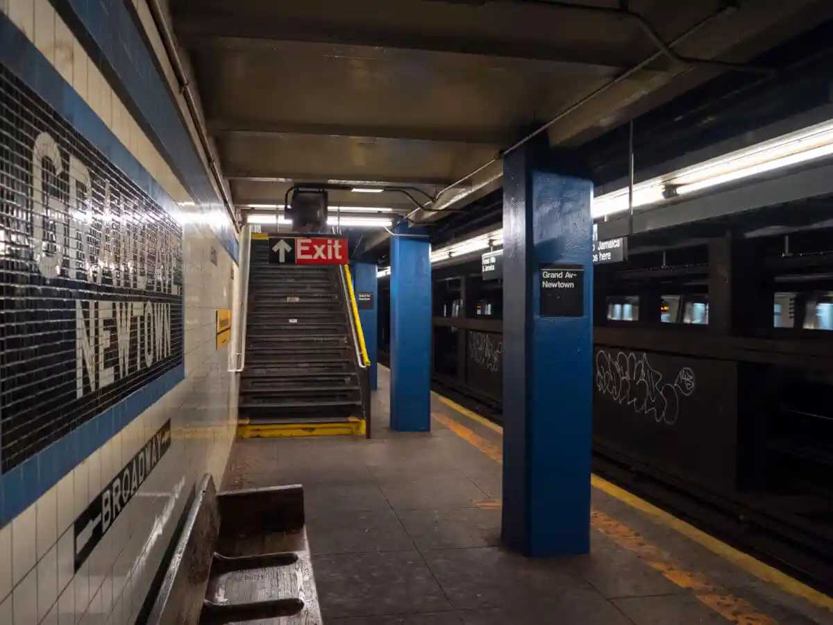 Albano approached 57-year-old Leroy Williams on the station platform and stabbed him once in the chest, killing him. 