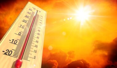 New York is offering a credit on workers' compensation premiums for small businesses that invest in heat-related personal protective equipment. (Photo illustration by Depositphotos)