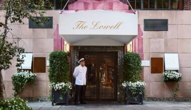 I stayed at New York's A-list haunt The Lowell Hotel where stars get ready for Met Ball