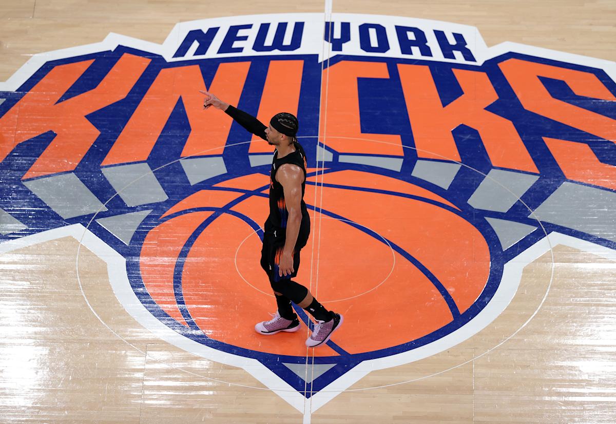 Madison Square Garden stock scores some points as the New York Knicks head to the NBA finals for the first time since 1999