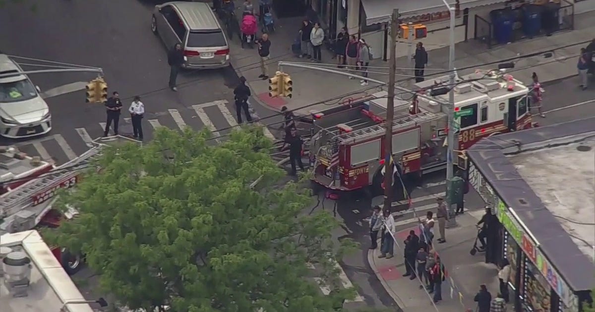 1-year-old boy killed in Bronx fire, other children critically injured, authorities report