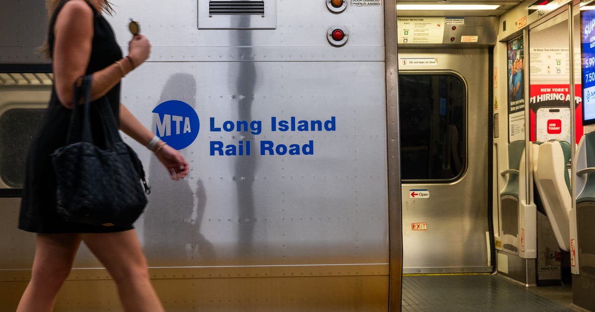 Potential LIRR strike could disrupt 300K commuters
