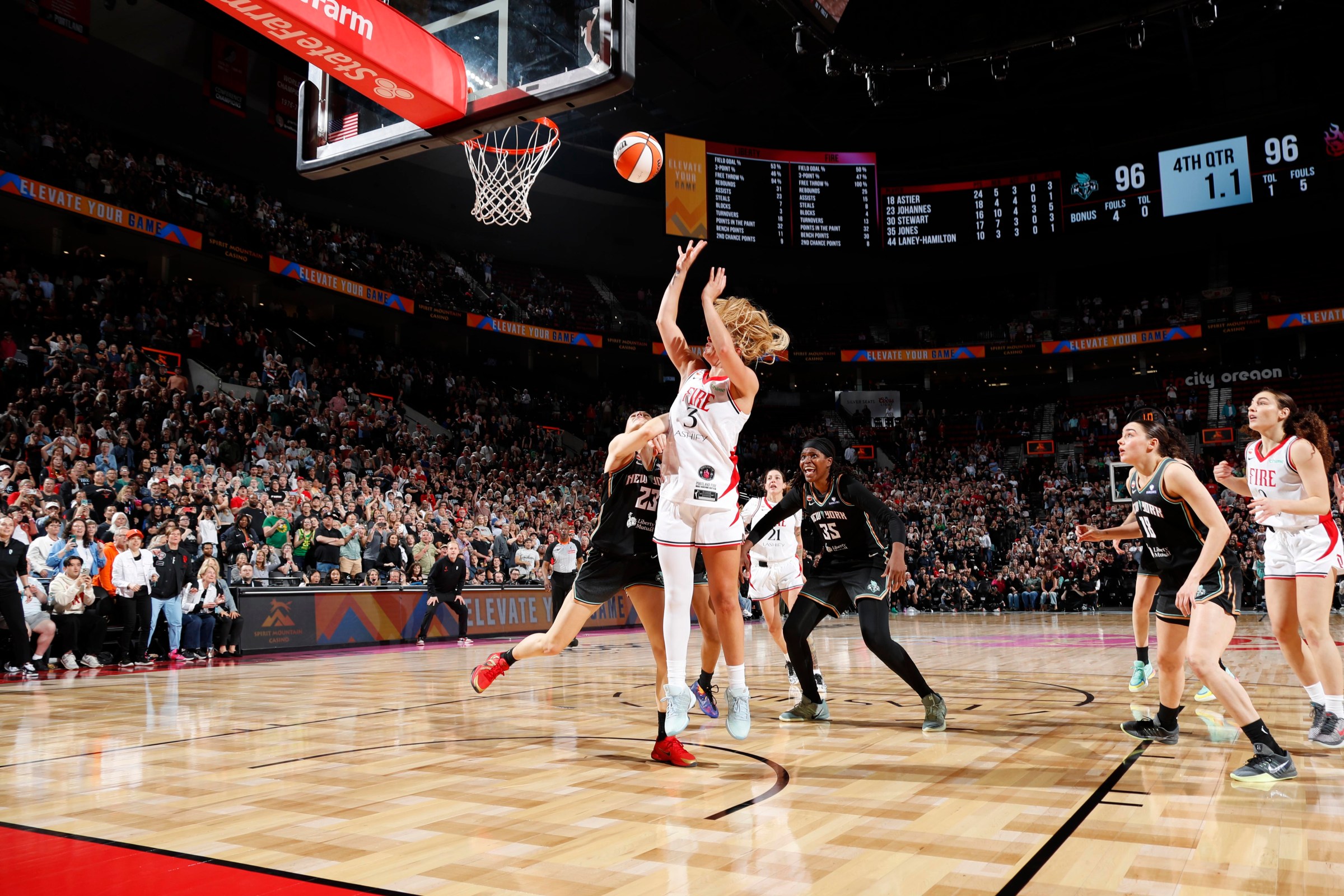 Cameron Browne/NBAE via Getty Images