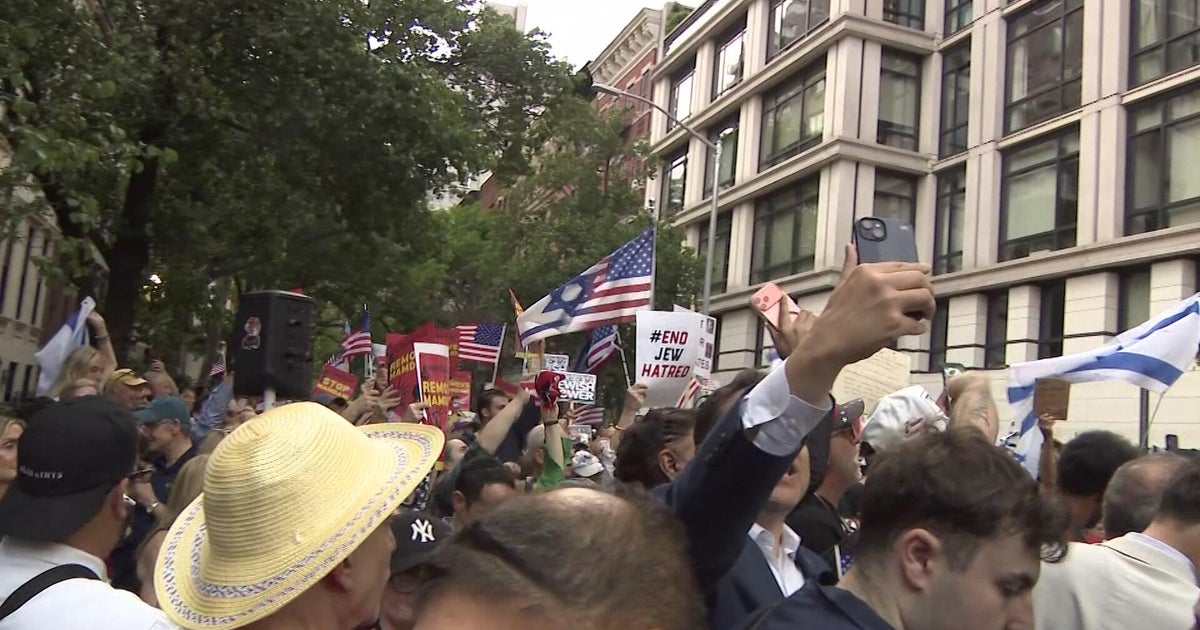 Protesters accuse NYC Mayor Zohran Mamdani of failing to protect Jewish New Yorkers