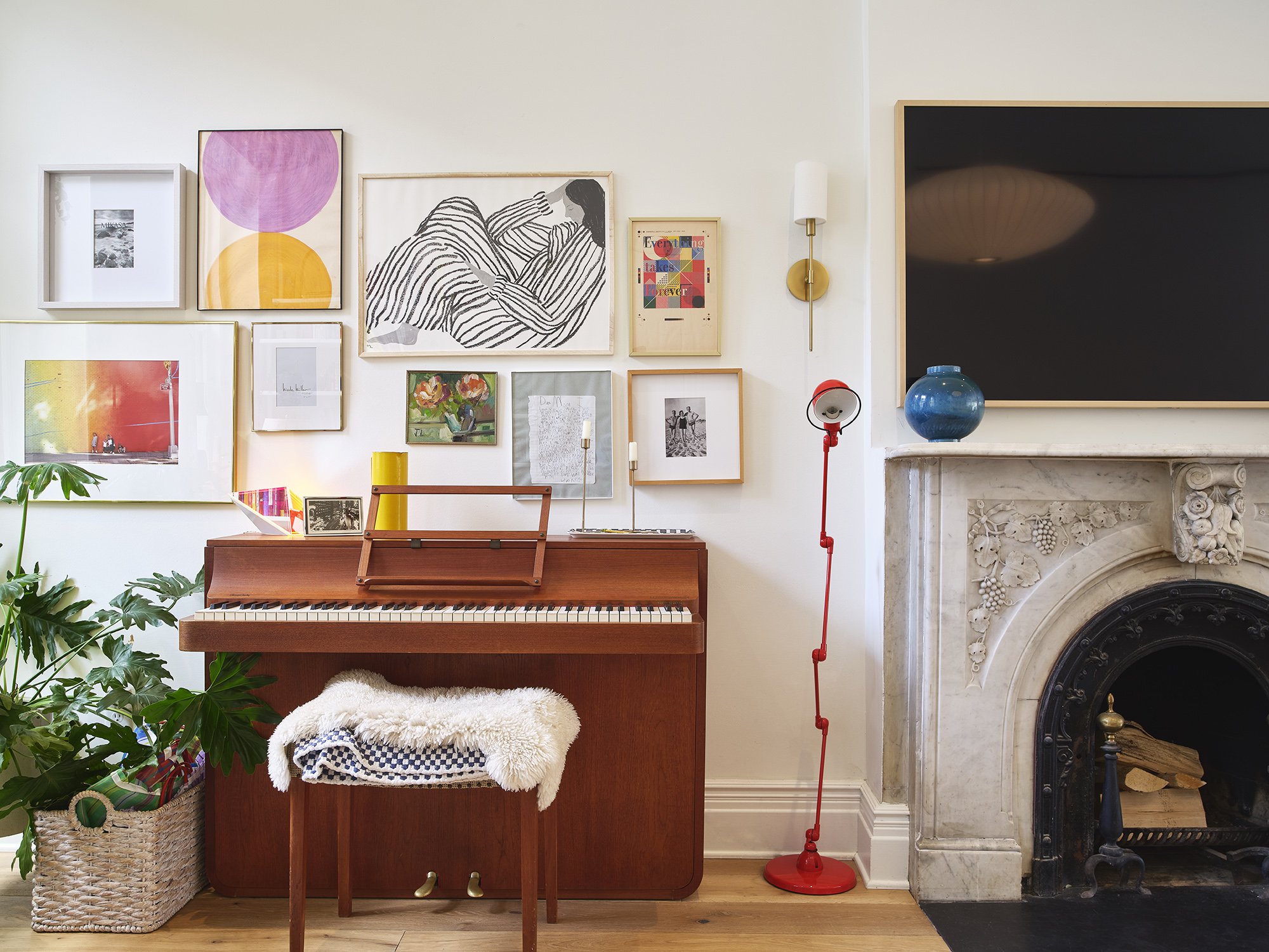 PIANO MANTEL FRONT PARLOR