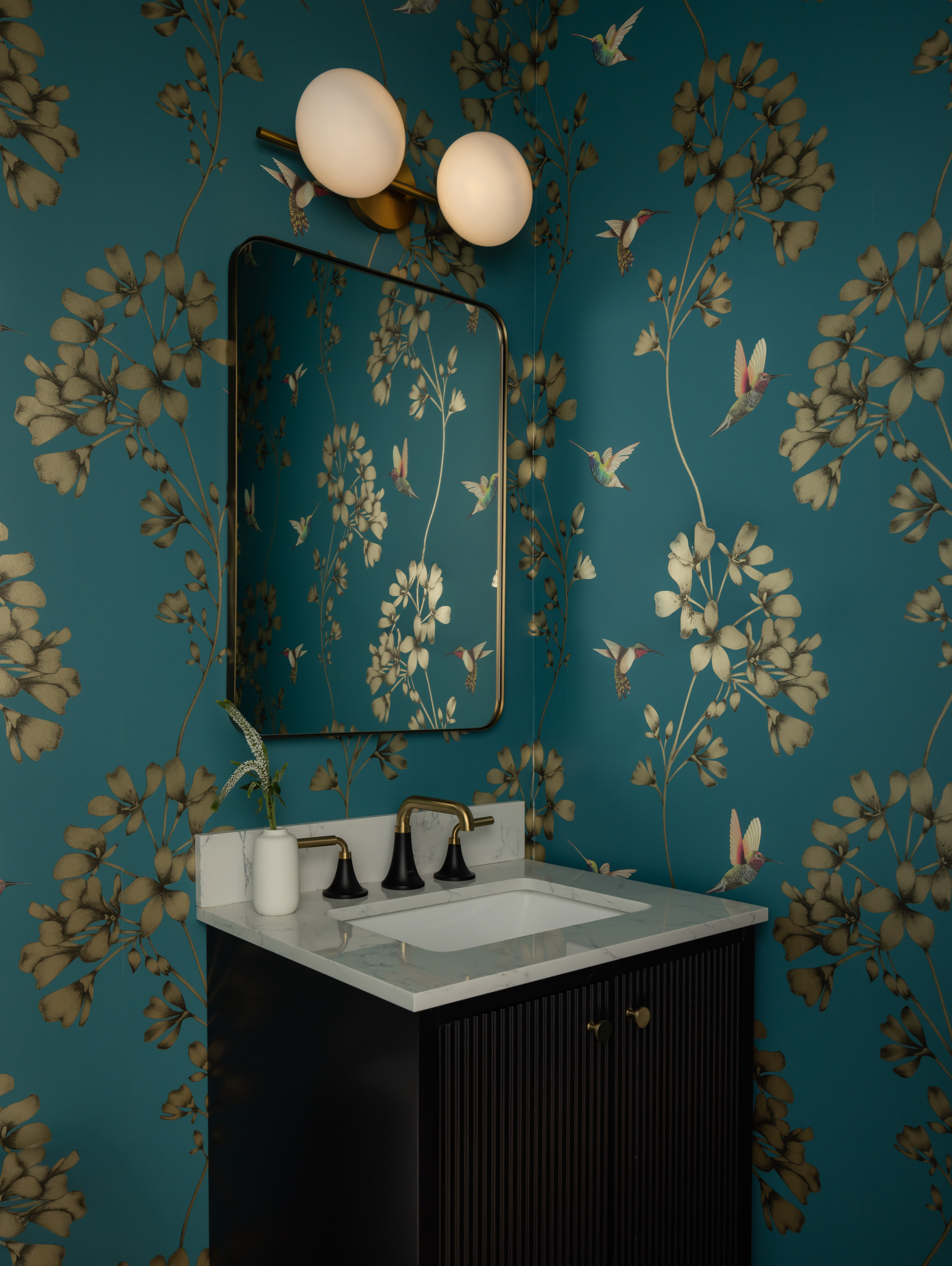 BATHROOM DECORATIVE PAPER