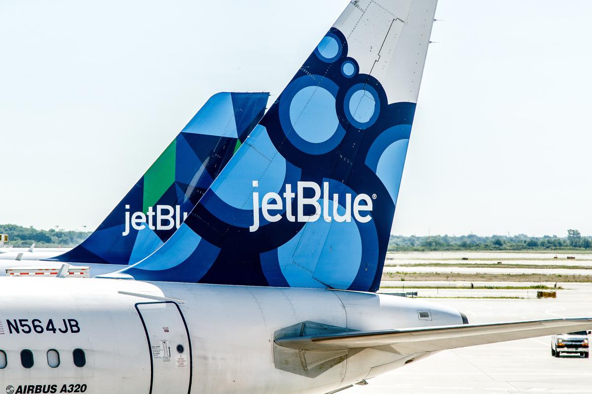 JetBlue returns to Charlotte Airport for first time since 2024 to cover 'rescue fares' for Spirit customers
