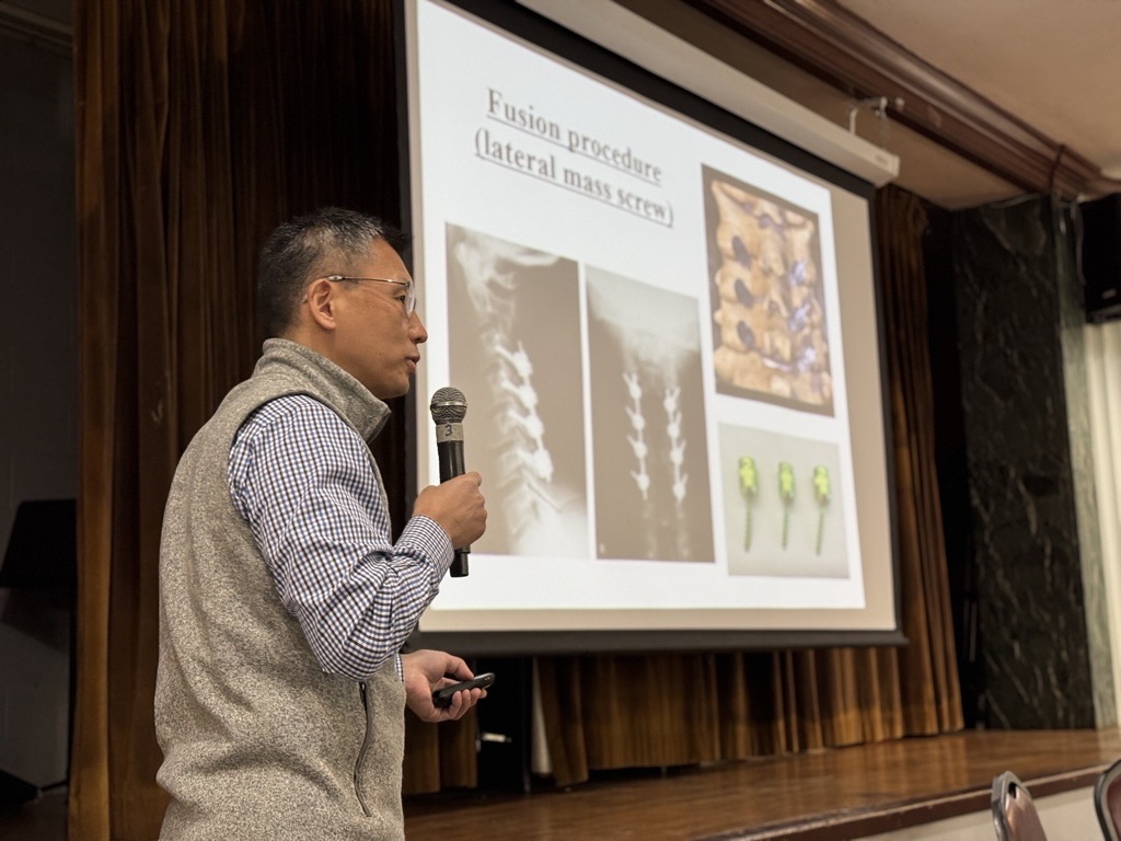 LIJ Forest Hills salutes Japanese orthopedic surgeon during AAPI Heritage Month for raising spine health awareness among fellow immigrants in Queens