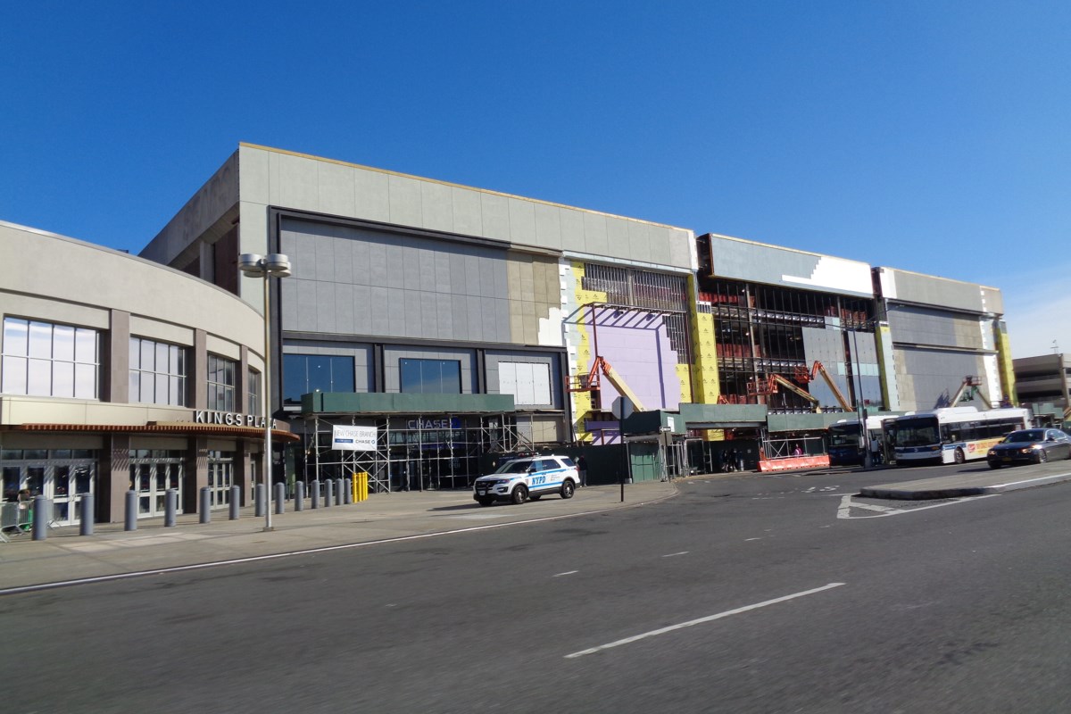Kings Plaza Adds New Stores And Entertainment Options in Brooklyn