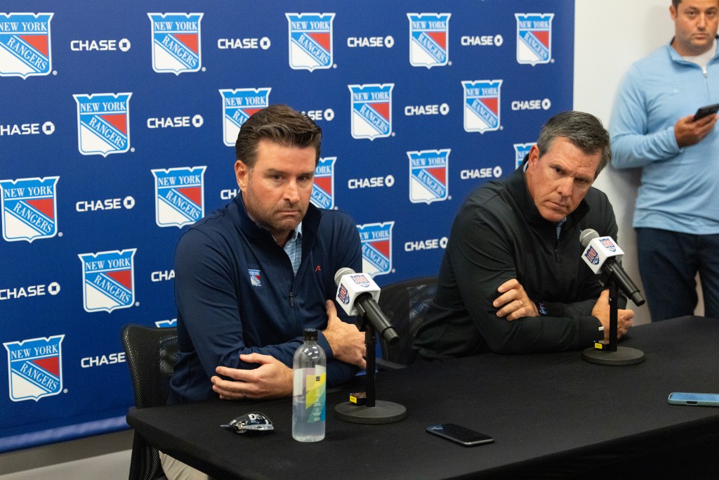 New York Rangers GM Chris Drury and head coach Mike Sullivan at a press conference.
