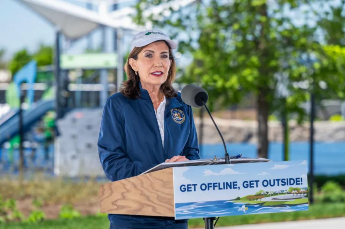 NYC taxpayers to get soaked for $151M as Hochul, state Dems unwind pension reforms