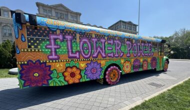 Flower Power bus