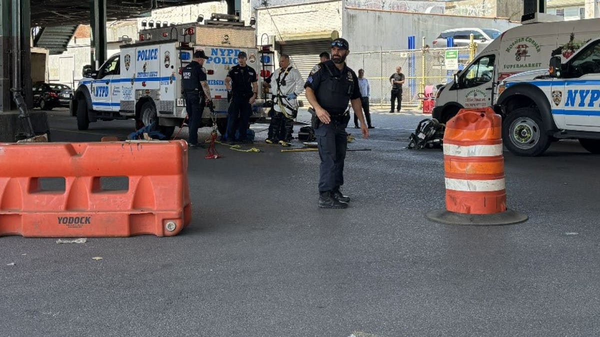 NYPD investigating where people went down a manhole in Flatbush