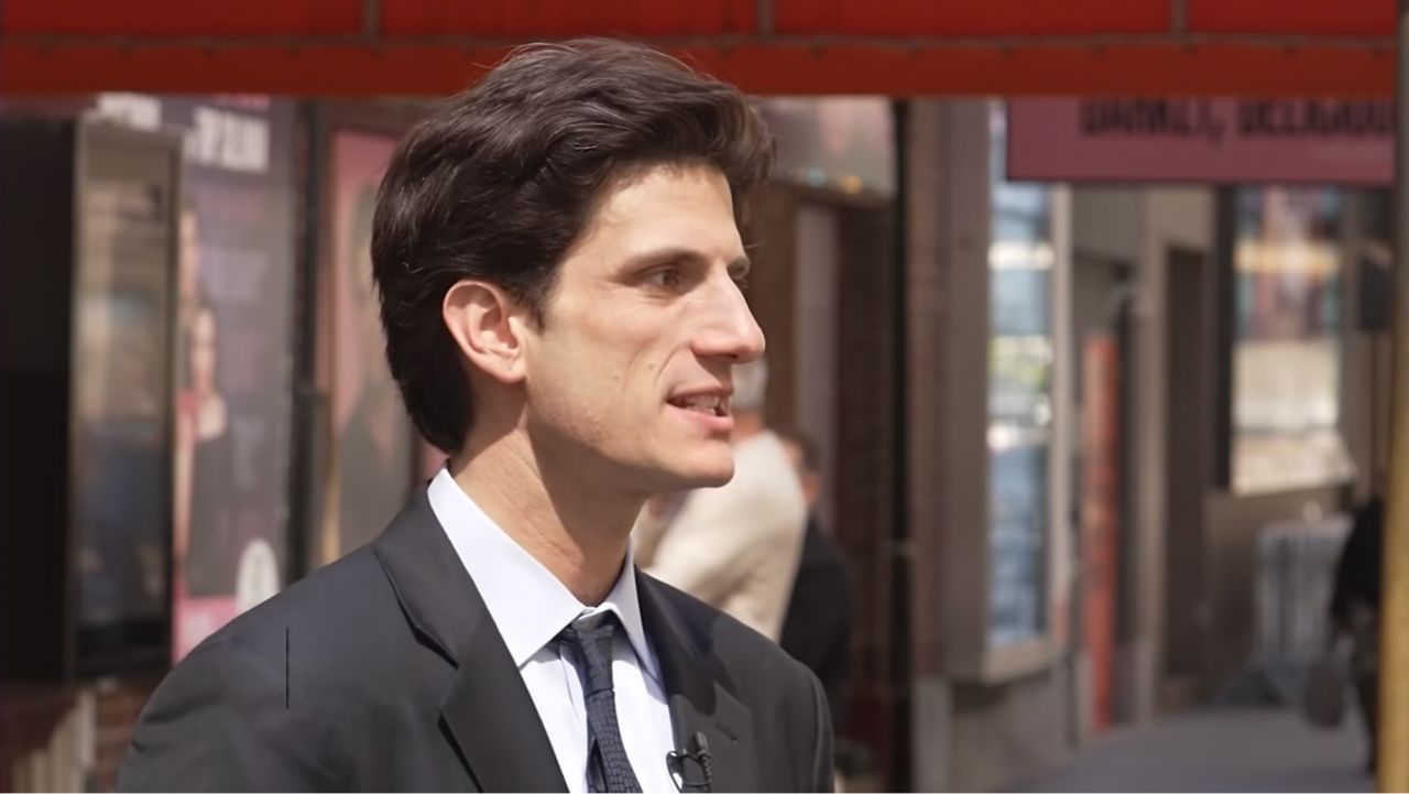 What do Democratic candidates have in store for Broadway?