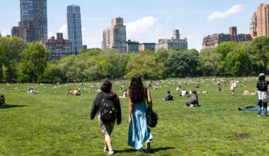 Near-record heat grips NYC, with RealFeels approaching 100°