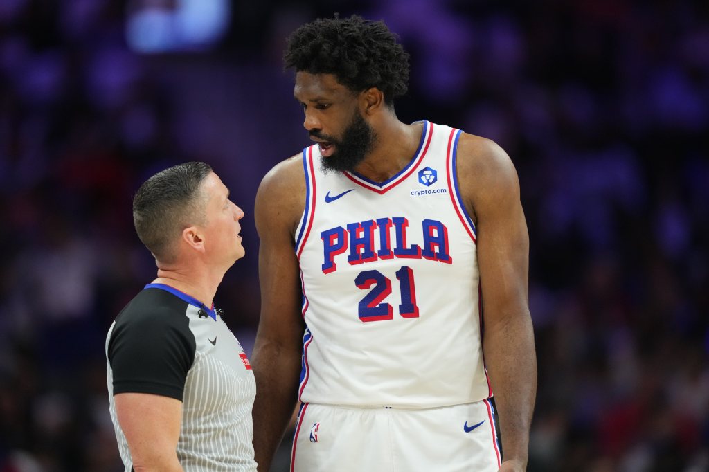 76ers center Joel Embiid (21) talks to a referee during Game 4 against the Knicks on May 10, 2026.