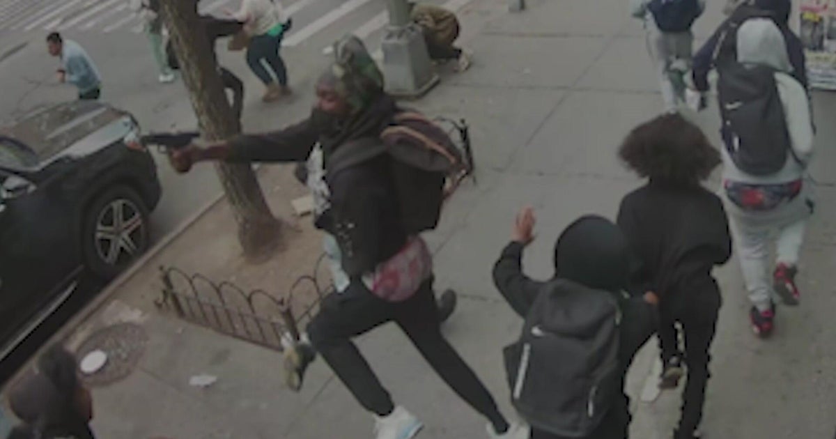 Grandfather of 5-year-old girl hurt in Bronx shooting says "she'll be traumatized"